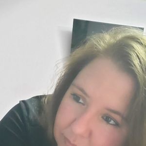 Meet your Posher, Leticia